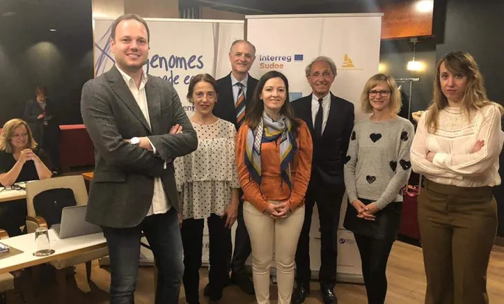 Imagen de Gonzalo R. Ordóñez (CEO de DREAMgenics) y otras personas