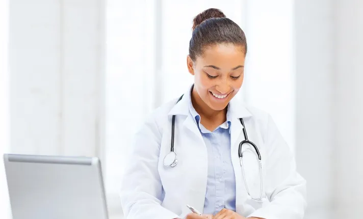 Dobecure avanza con éxito en el ensayo de fase III de Etamsilato