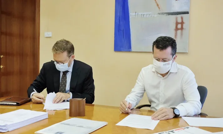 Esteve y Leitat crean WeLab, una alianza estratégica en I+D en el PCB