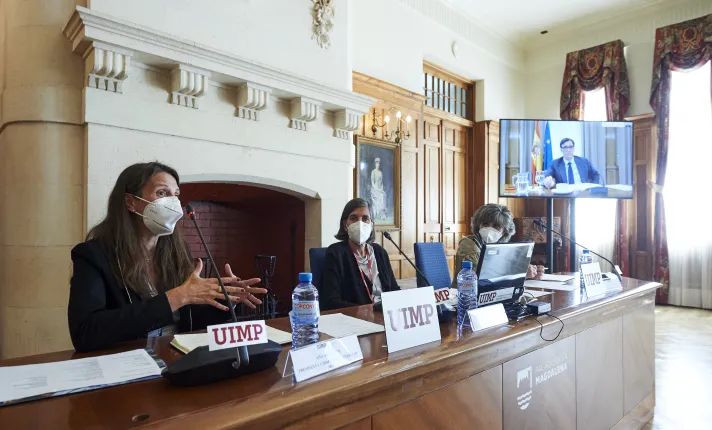  Responsables políticos, profesionales sanitarios e industria farmacéutica analizan las claves para hacer frente a la COVID-19 en el seminario “Health in the context of the Covid-19”