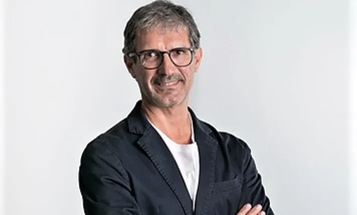 Víctor Vallés, fundador y CEO de Vesismin Health