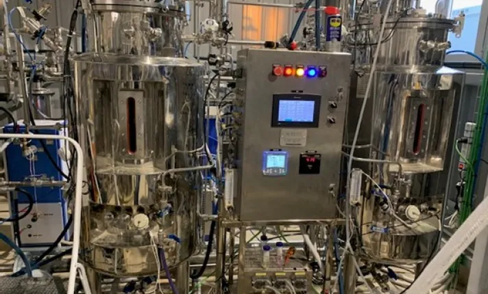 Una imagen de biorreactores