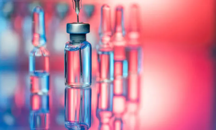 Foto de una dosis de una vacuna