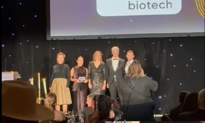 VIVEbiotech gana el premio CMO/CDMO of the Year en los Advanced Therapies Awards