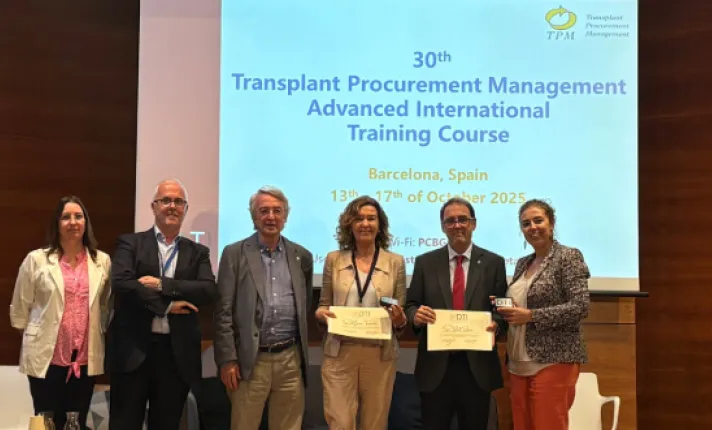 De izquierda a derecha, Carmen Blanco (DTI), Jaume Tort (OCATT), Martí Manyalich (DTI), María Terrades (PCB), Raúl Ramos (UB) y Chloë Ballesté (DTI) /