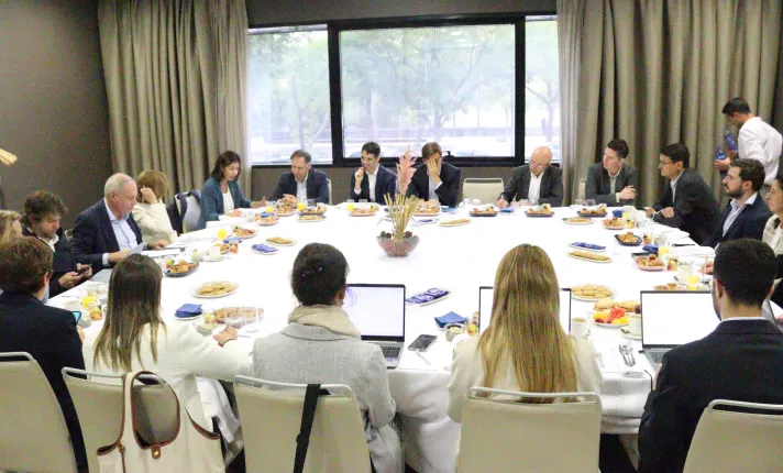 Biodesayuno organizado por AseBio para sus socios con Javier Ponce