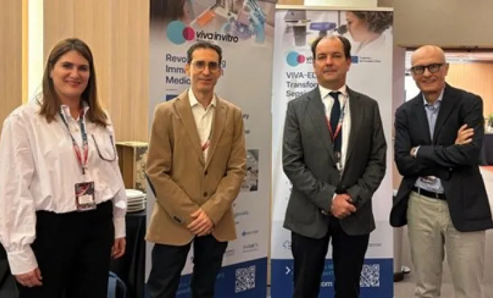 De izq. a dcha: Dr. Verónica Cánovas (Viva IVD), Dr. Pablo Pelegrín (Viva IVD), Dr. Ricard Ferrer (Vall d’Hebron); Toni Vilaplana (Viva IVD).
