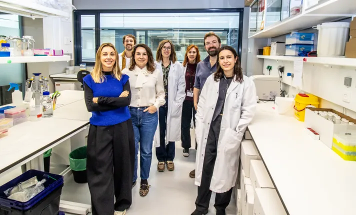 Científicas en el laboratorio