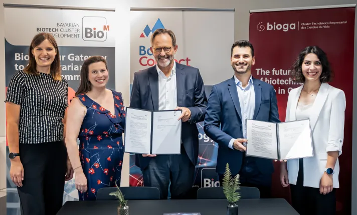 Firma del acuerdo entre Bioga y BioM