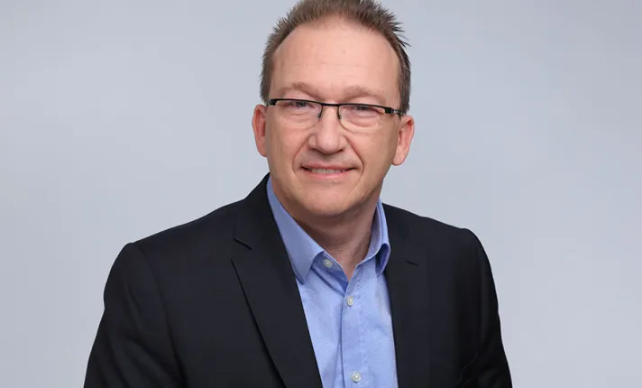 Simon Dew, nuevo director de Desarrollo de Negocio - Integra Therapeutics