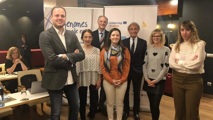 Imagen de Gonzalo R. Ordóñez (CEO de DREAMgenics) y otras personas