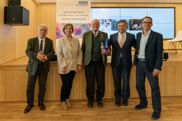 Ponentes de la primera sesión del ciclo de conferencias organizadas por la Fundación Teófilo Hernando y la Fundación Ortega-Marañón 