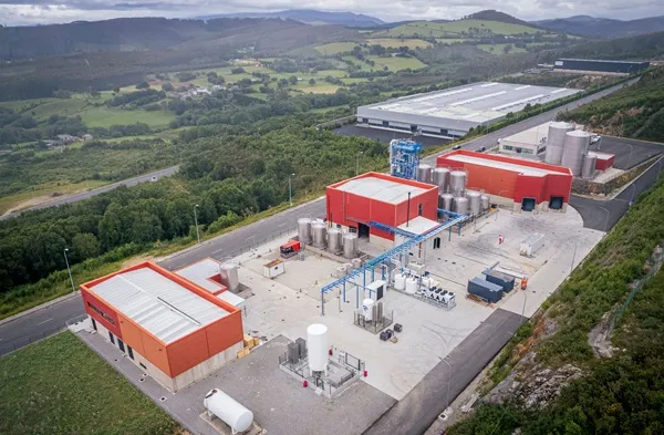 Innovaoleo fabrica el Omega 3 Star en su fábrica de As Somozas, la más grande de España