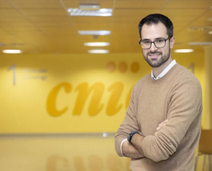 Marcos Díaz Gay, jefe del Grupo de Genómica Digital del CNIO (Centro Nacional de Investigaciones Oncológicas), contratado en el marco del programa Construyendo la Generación IA, de Generación D /Laura M. Lombardía. CNIO