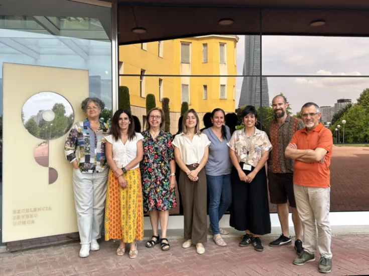 Núria Malats, Evangelina López de Maturana, Sagrario Ortega, Cristina Bodas, Irene Felipe, Ana Cayuela, Jaime Martínez y Francisco