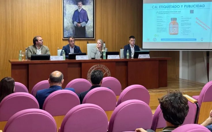 Las II Jornadas Universitarias de Farmacovigilancia e Industria Farmacéutica reunieron a la universidad e industria farmacéutica en Granada y de la mano del Aula de Farmacovigilancia PVpharm
