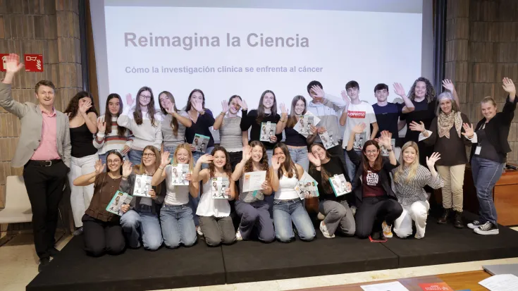 Escola Pia Igualada de Barcelona, ganadora nacional del certamen “Reimagina la Ciencia” por su talento en la divulgación de la investigación clínica en cáncer