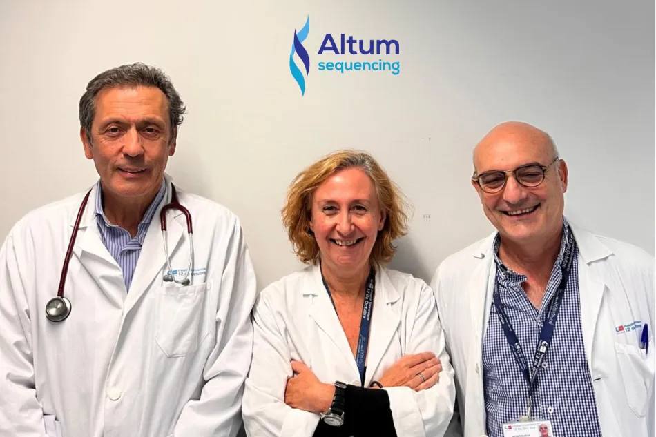 Rosa Ayala, co-fundadora de Altum y médico especialista en Leucemia con el equipo directivo.